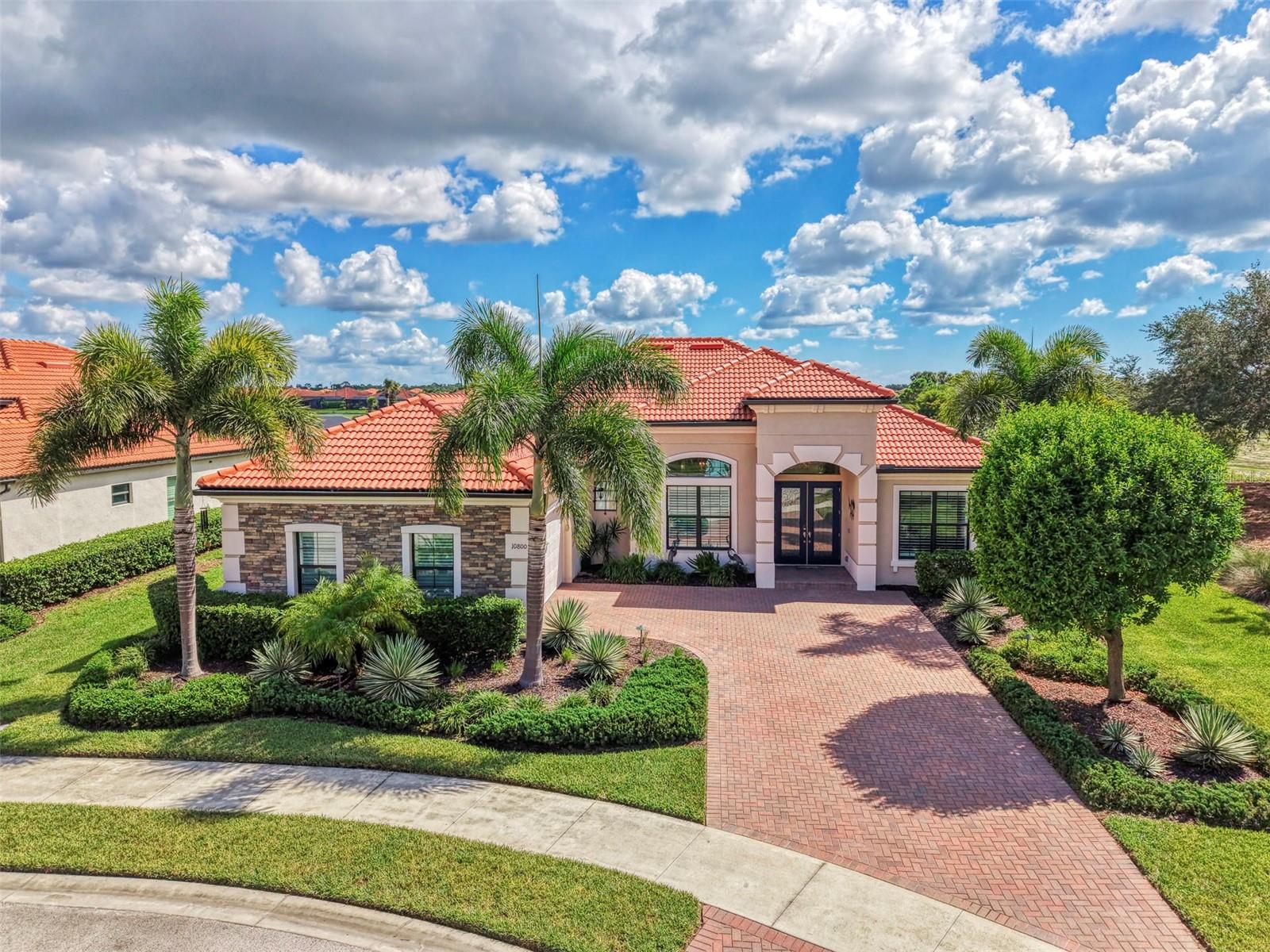 Photo of 10800 WHISK FERN DRIVE VENICE FL 34293