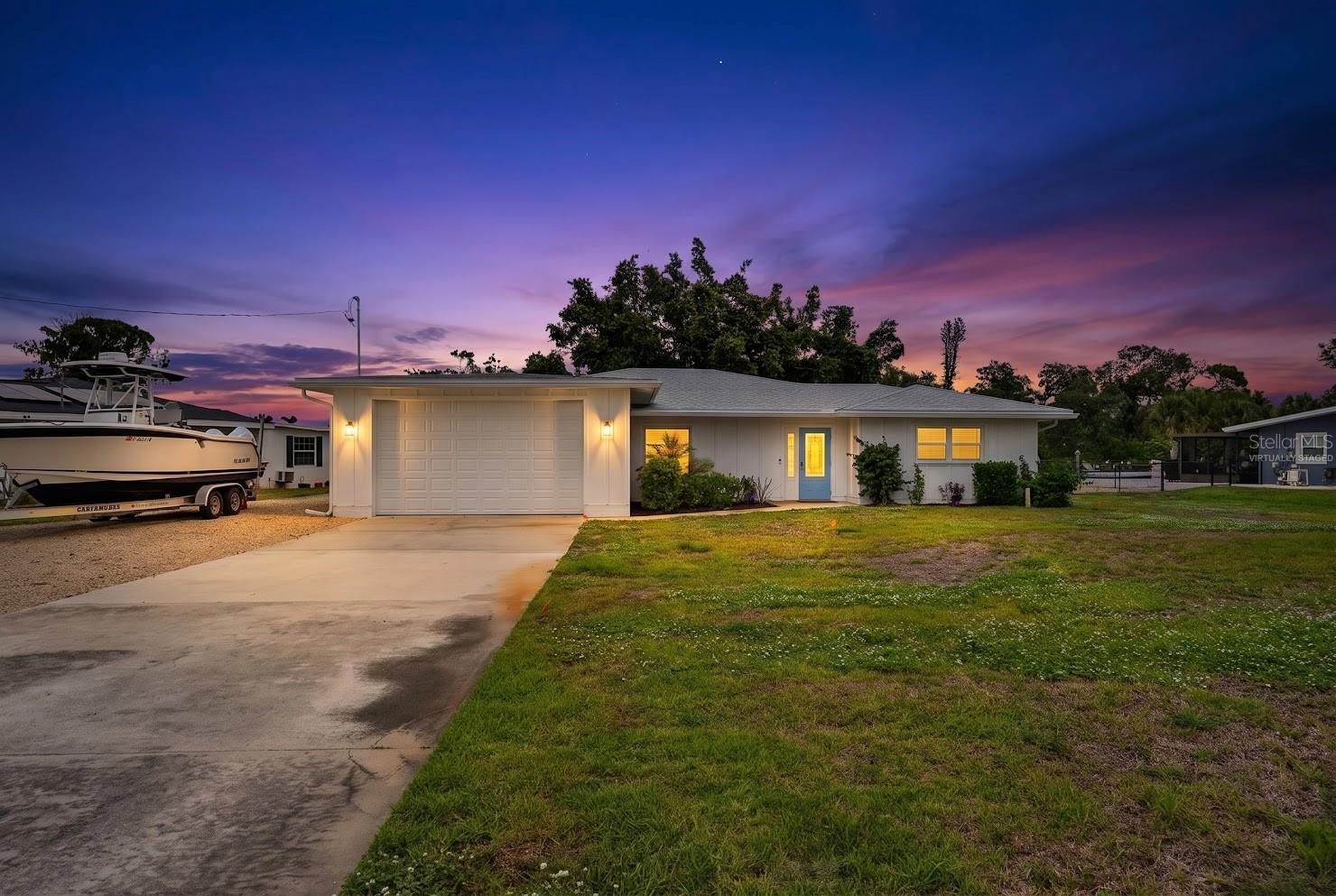 Photo of 400 DONA DRIVE NOKOMIS FL 34275