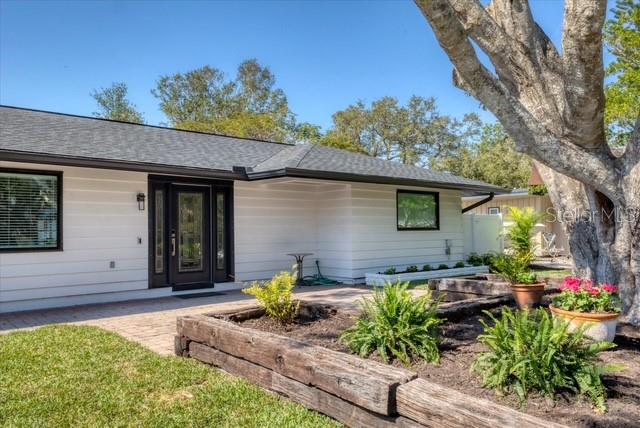 Photo of 2553 E PAULSTAN COURT SARASOTA FL 34237