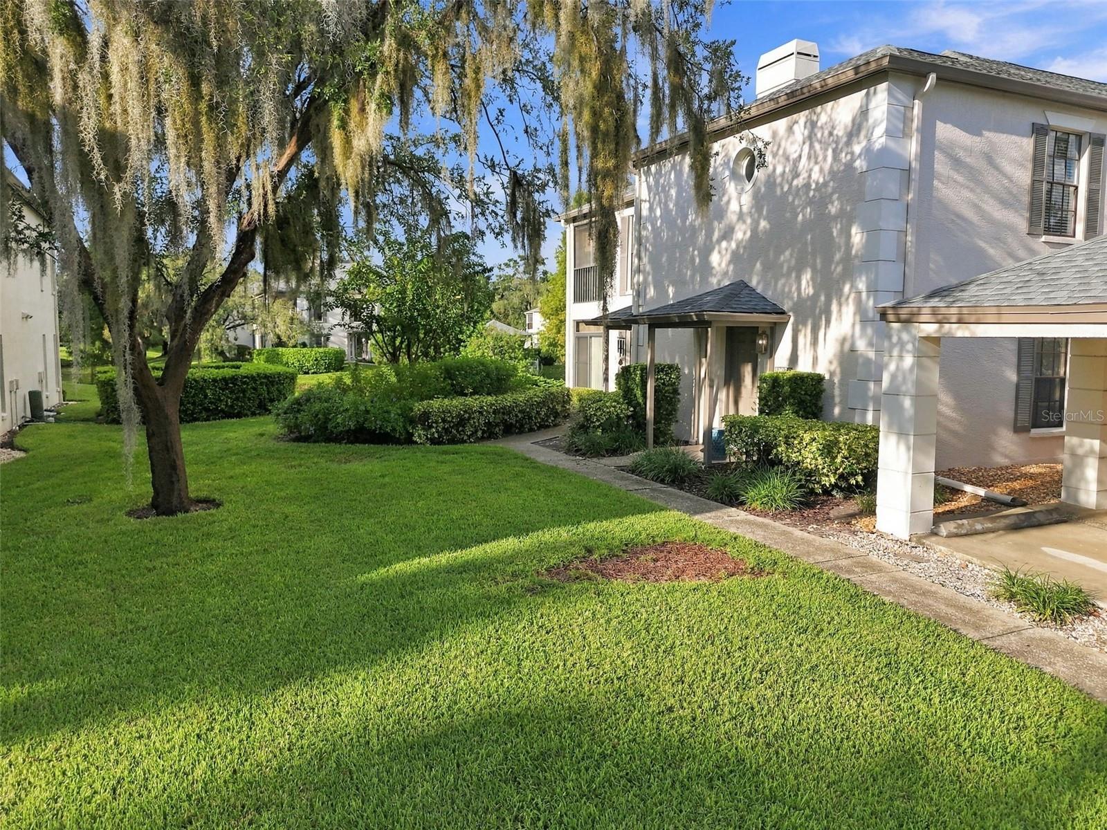 Photo of 13036 VILLAGE CHASE CIRCLE #13036 TAMPA FL 33618