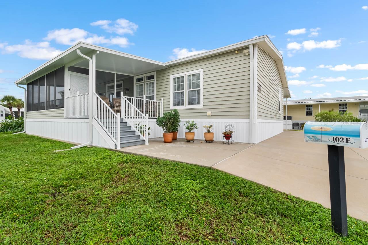 Photo of 102 E SAINT LUCIA LOOP APOLLO BEACH FL 33572