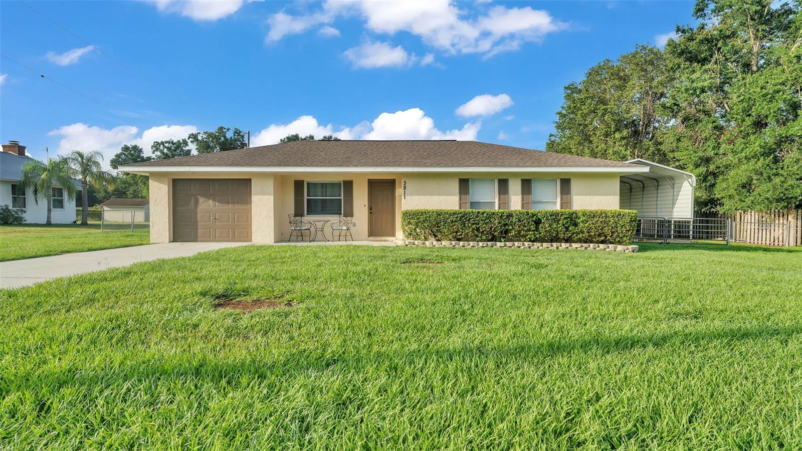 Photo of 3811 CLUBHOUSE ROAD LAKELAND FL 33812
