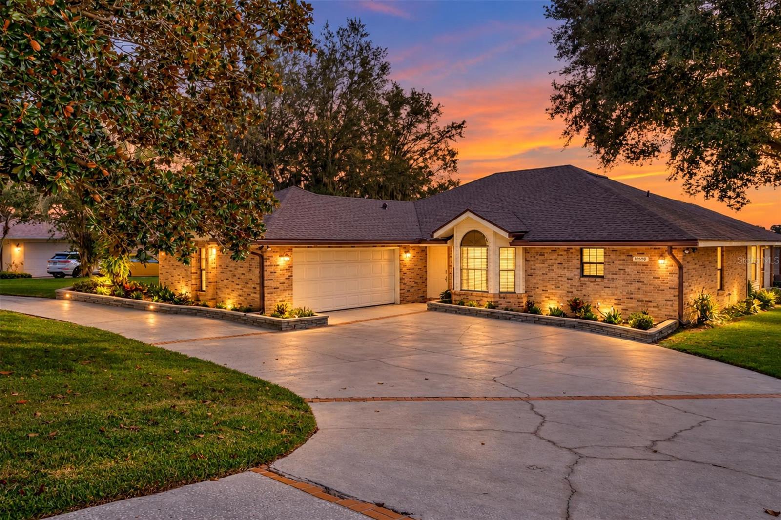 Photo of 10598 LAKE HILL DRIVE CLERMONT FL 34711
