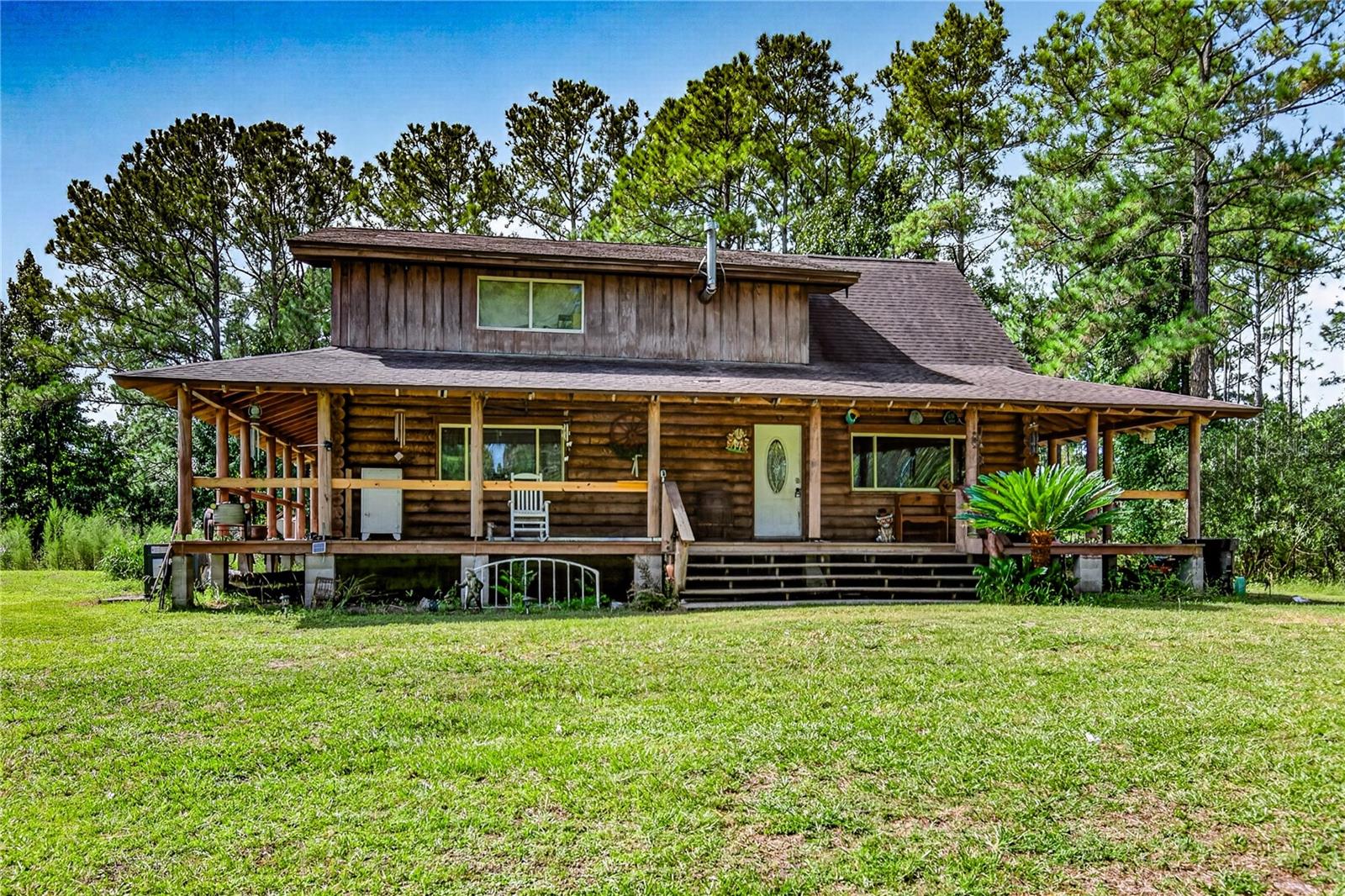 Photo of 22932 WILL MURPHY ROAD UMATILLA FL 32784