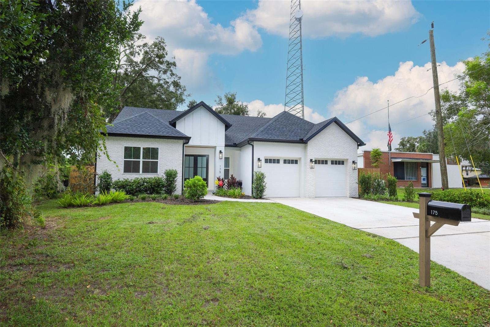 Photo of 175 PINE STREET GENEVA FL 32732
