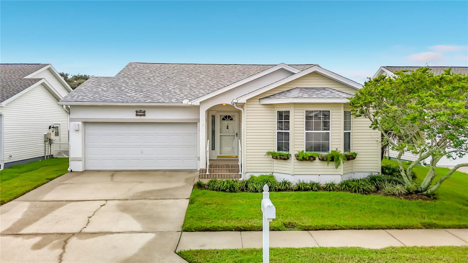 Photo of 572 SALMON COURT OLDSMAR FL 34677