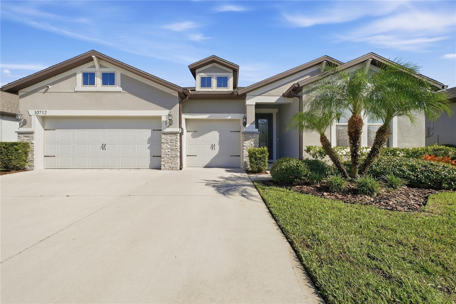 Photo of 10712 GREEN HARVEST DRIVE RIVERVIEW FL 33578