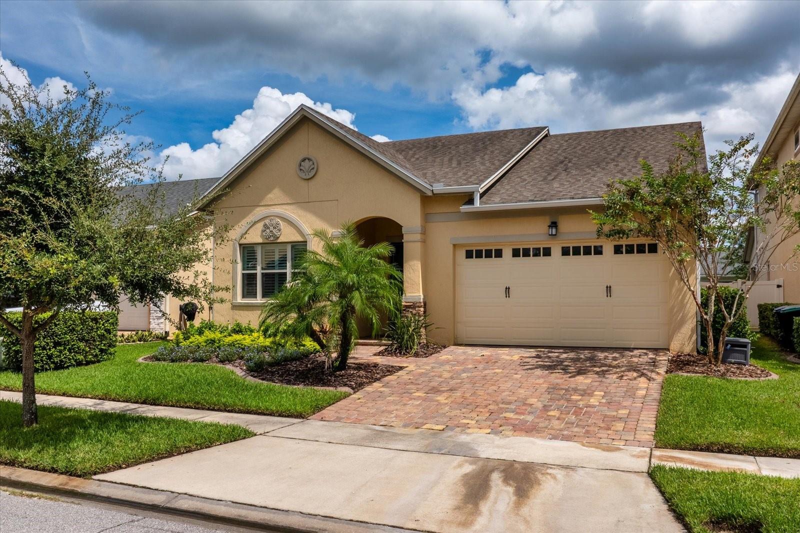 Photo of 14121 ALAFAYA OAK BEND ORLANDO FL 32828