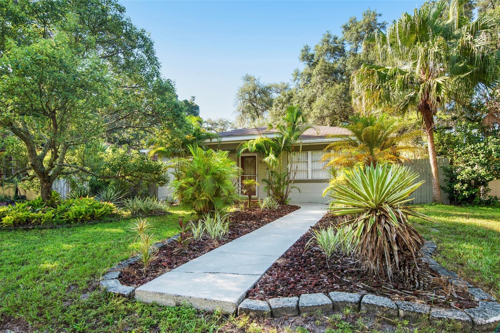 Photo of 422 W LOUISIANA AVENUE TAMPA FL 33603