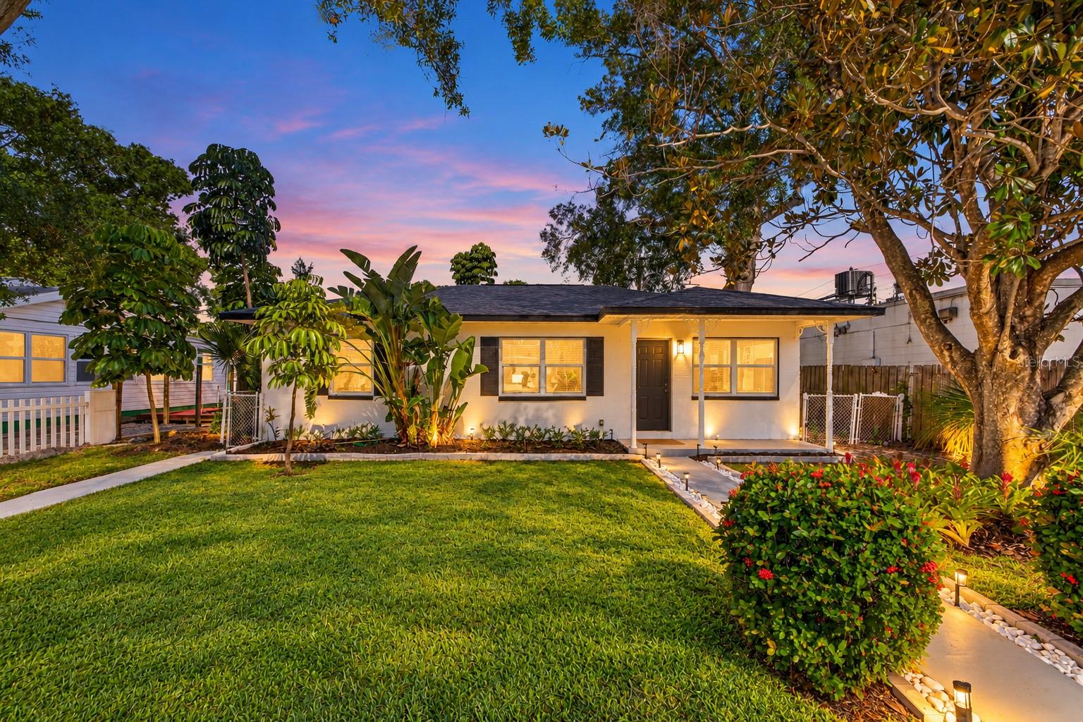 Photo of 2114 53RD STREET GULFPORT FL 33707