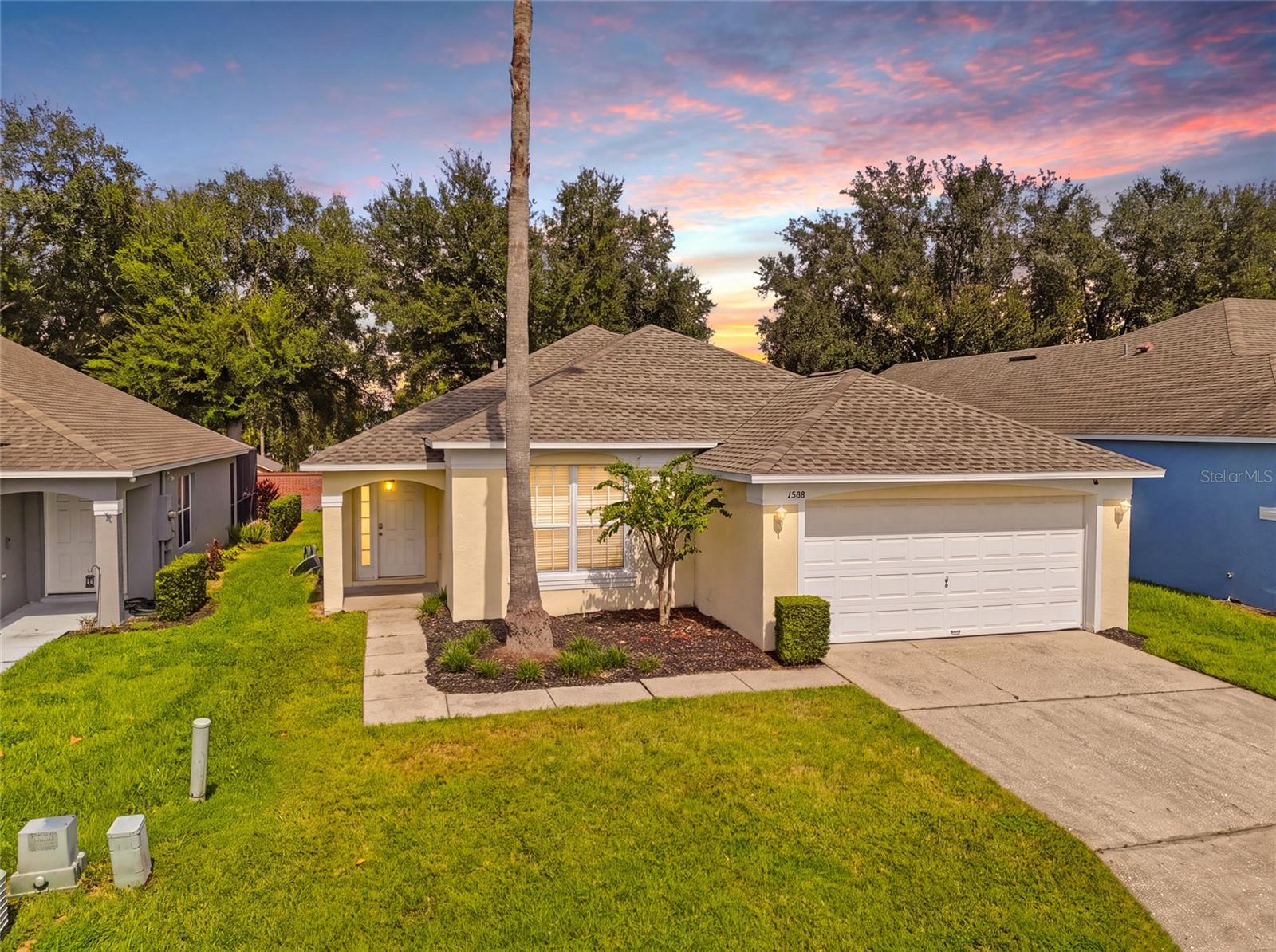 Photo of 1500 CASTERTON CIRCLE DAVENPORT FL 33897