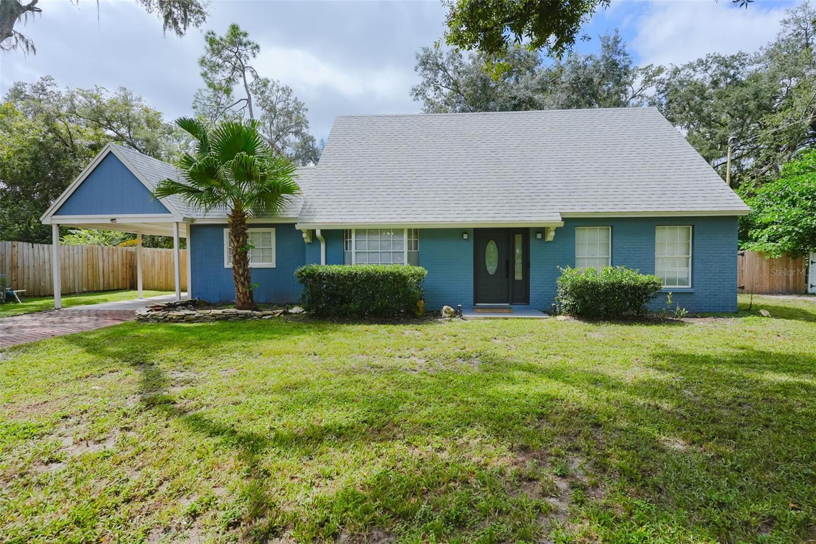 Photo of 16606 FOREST PARK DRIVE LUTZ FL 33549