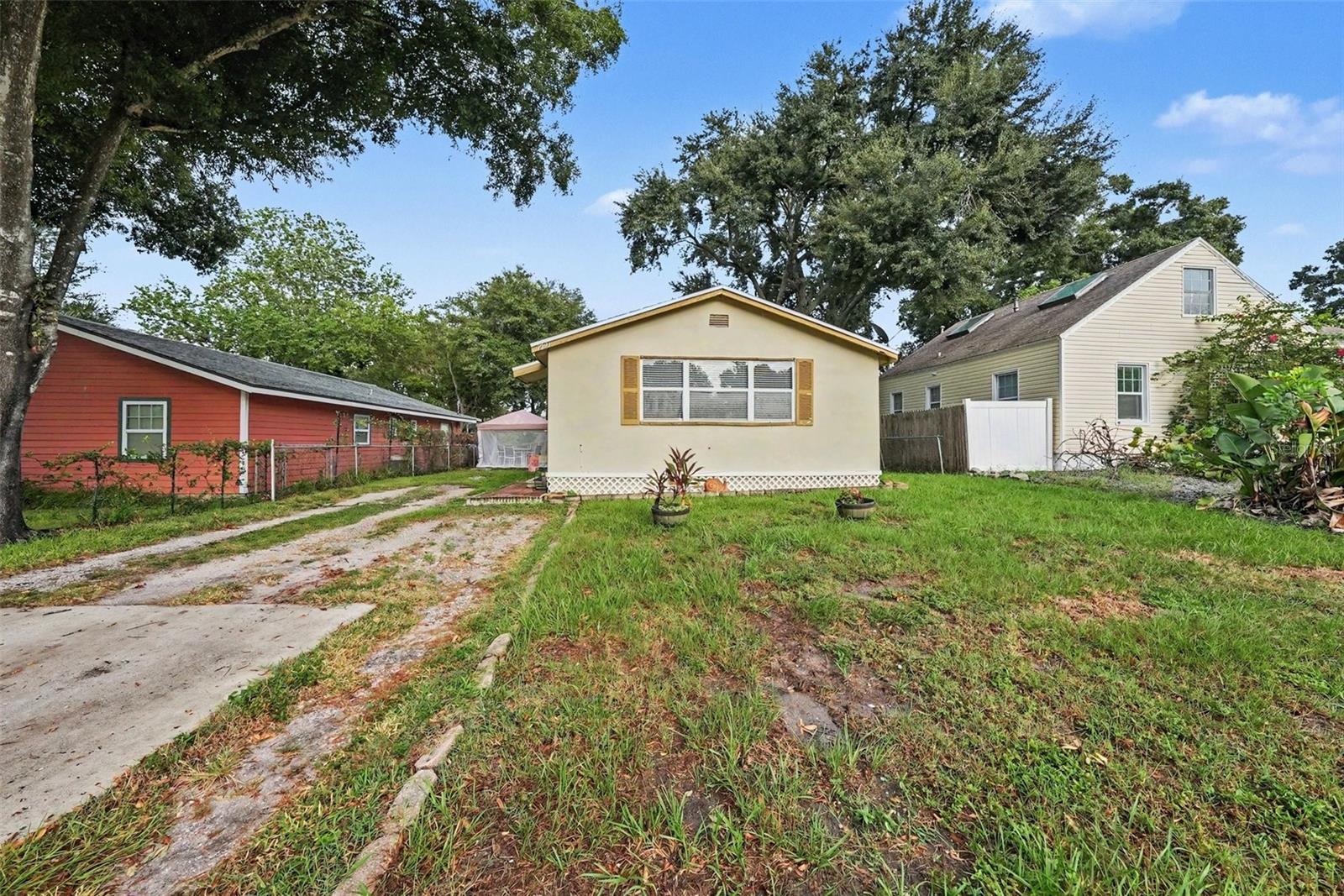Photo of 1221 QUEEN ST N ST PETERSBURG FL 33713