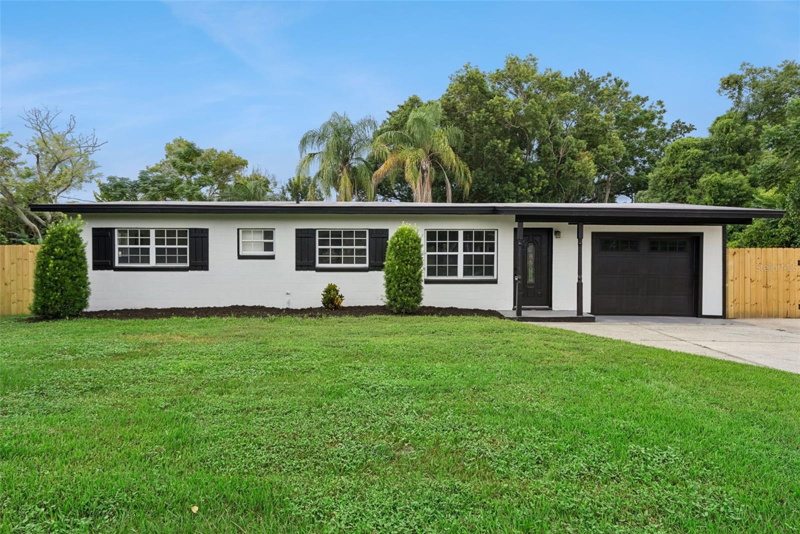 Photo of 390 FRANCES AVENUE CASSELBERRY FL 32707