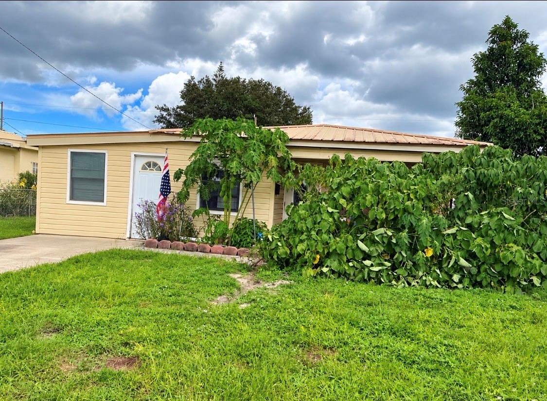 Photo of 65 PRINCETON AVENUE FROSTPROOF FL 33843