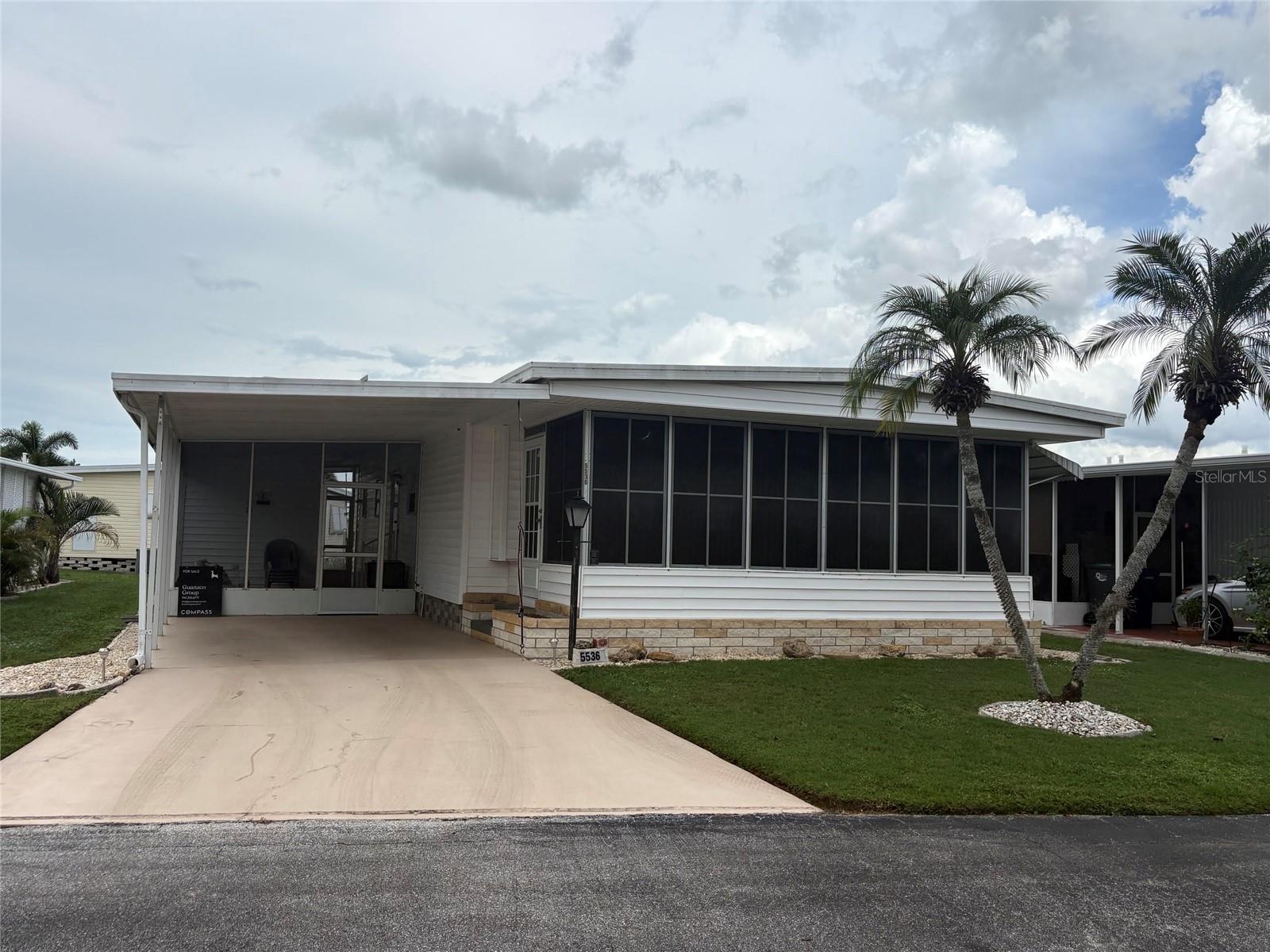 Photo of 5536 DENMARK DRIVE BRADENTON FL 34207