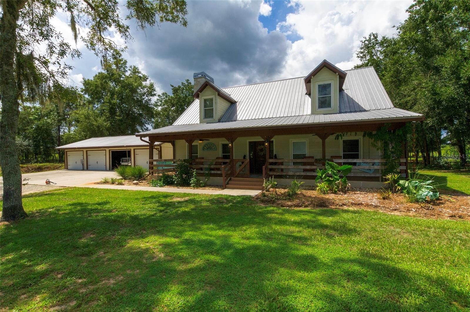 Photo of 13210 S OAKVIEW AVENUE FLORAL CITY FL 34436
