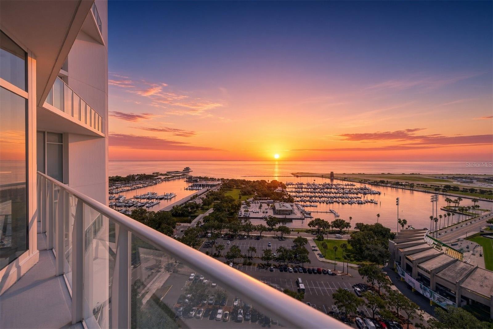 Photo of 175 1ST STREET #2107 ST PETERSBURG FL 33701