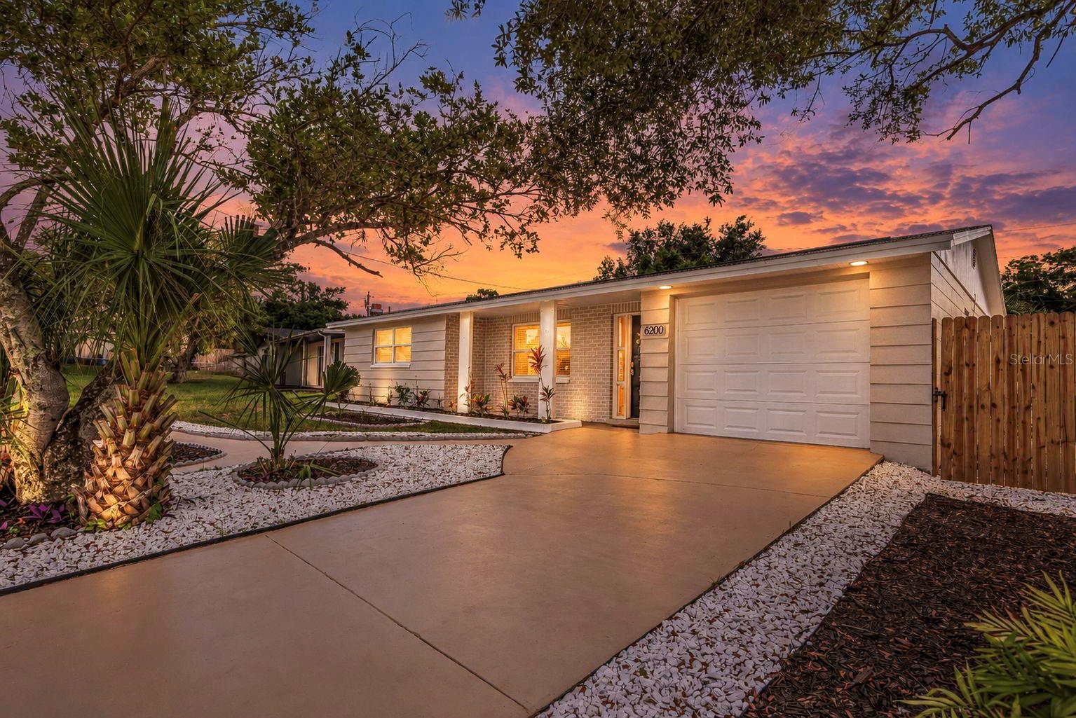 Photo of 6200 EMERALD DRIVE NEW PORT RICHEY FL 34653