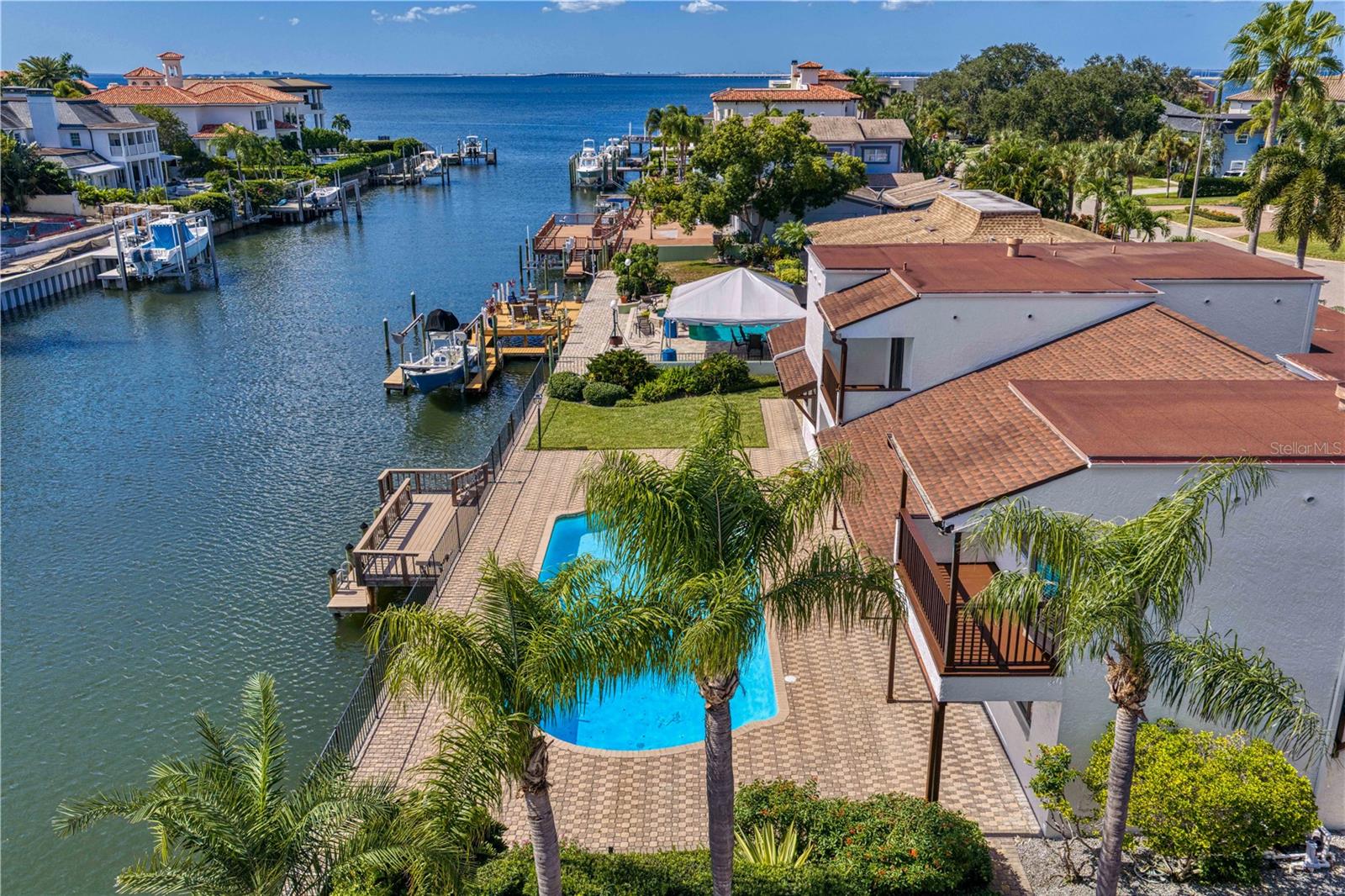 Photo of 4922 W BAY WAY PLACE TAMPA FL 33629