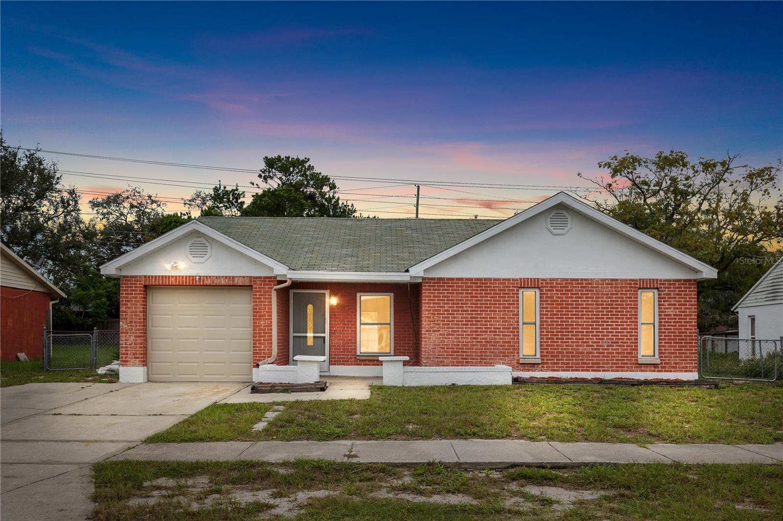 Photo of 8221 AUTUMN OAK AVENUE PORT RICHEY FL 34668