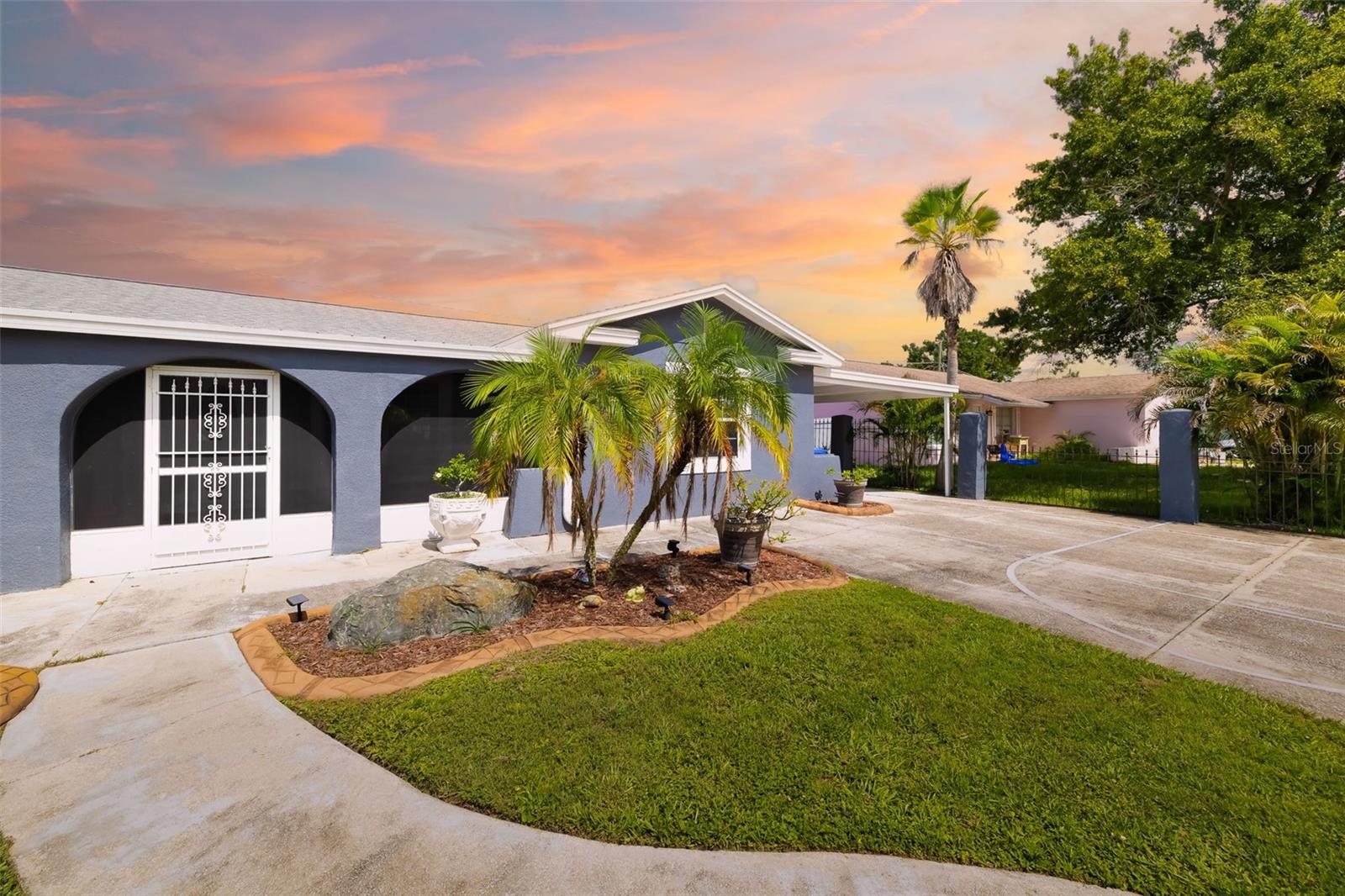 Photo of 6012 FRANCIS DRIVE APOLLO BEACH FL 33572