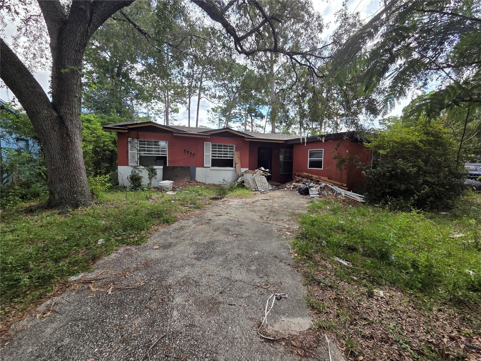 Photo of 1129 NE 24TH TERRACE GAINESVILLE FL 32641