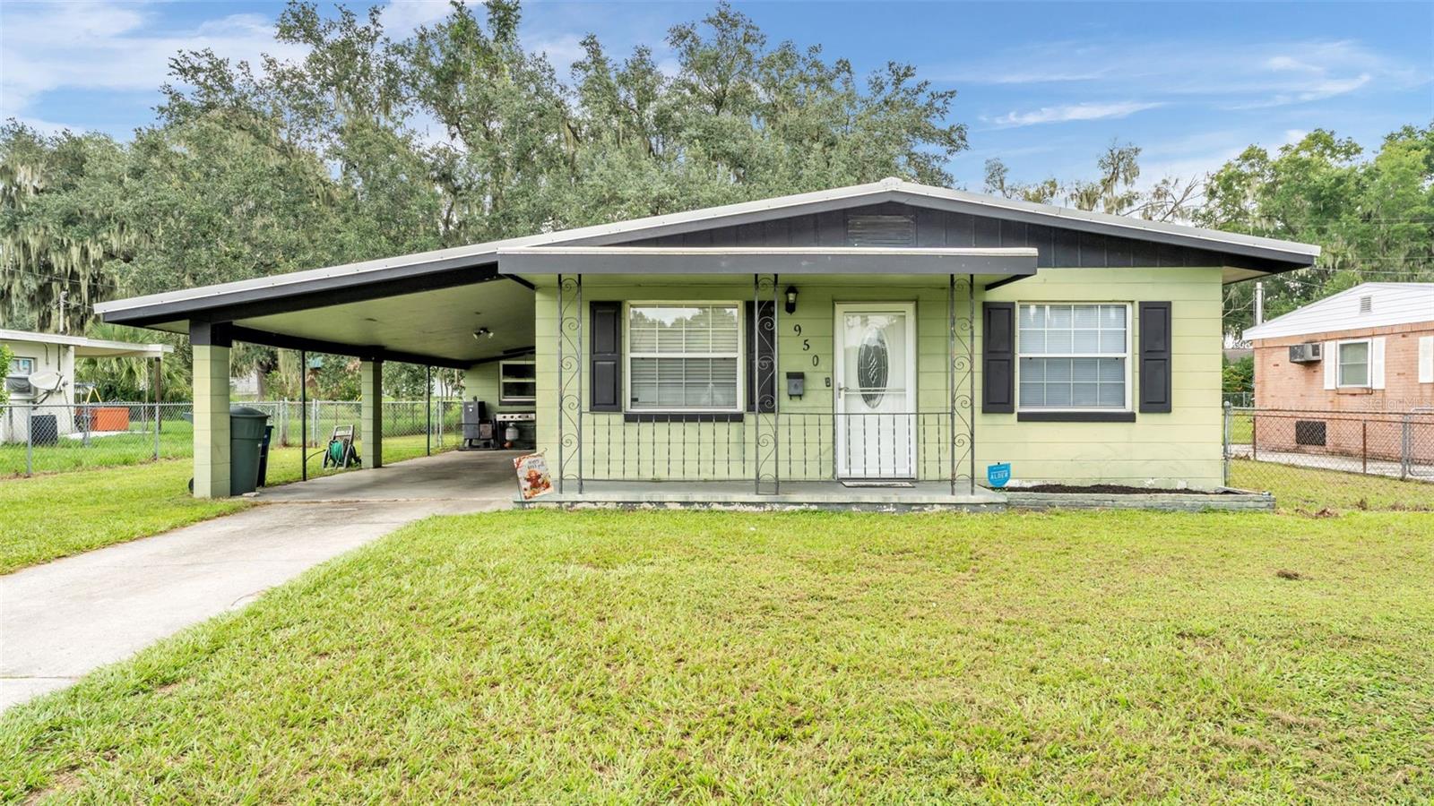 Photo of 950 E LAKE DRIVE BARTOW FL 33830