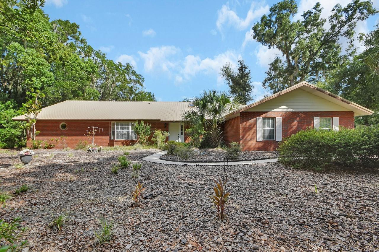 Photo of 350 LAFAYETTE PLACE DELAND FL 32720