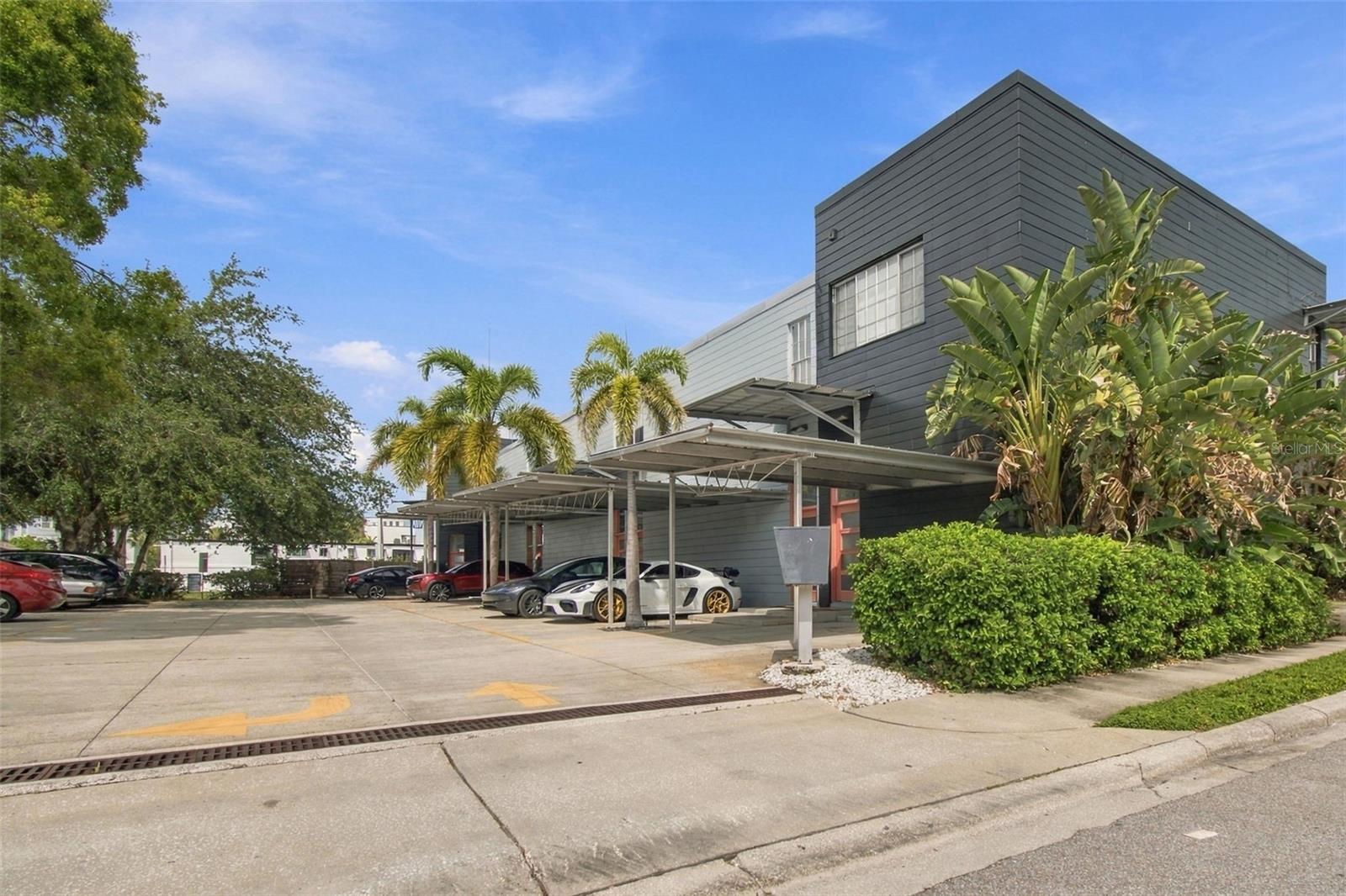 Photo of 2509 W AZEELE STREET TAMPA FL 33609