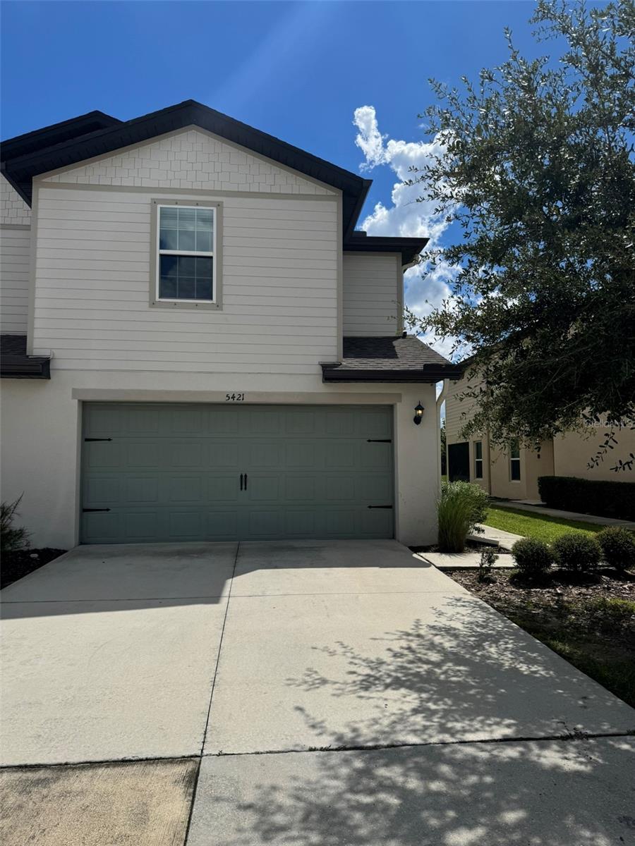 Photo of 5421 COMPANION LANE TAMPA FL 33619
