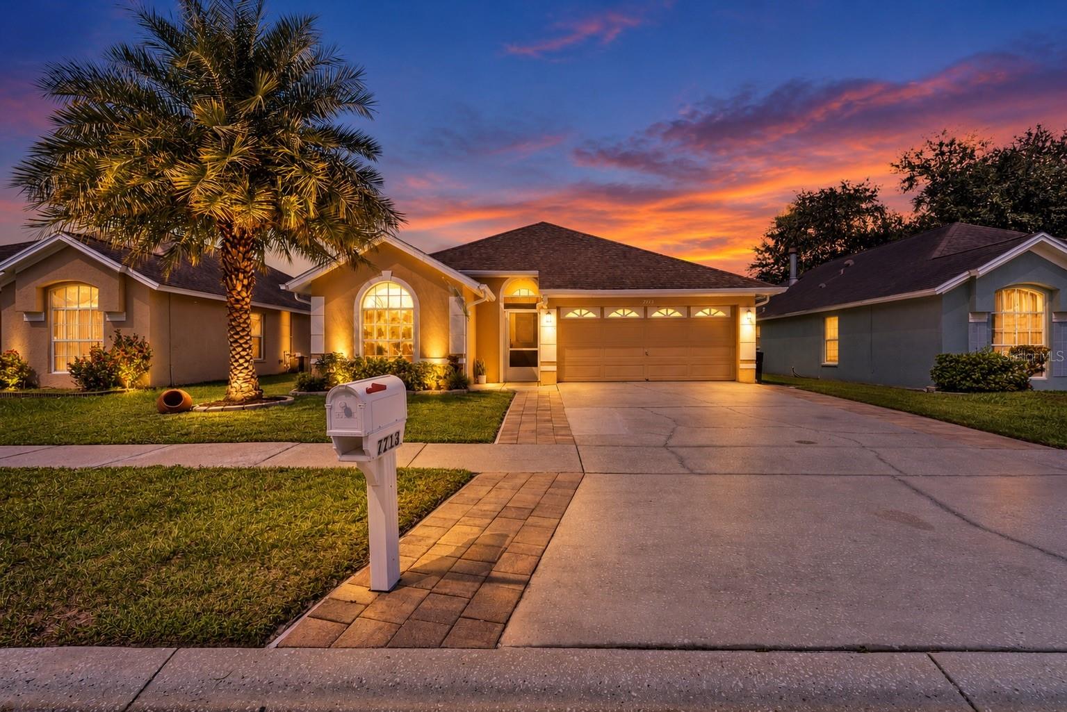 Photo of 7713 MARBELLA CREEK AVENUE TAMPA FL 33615