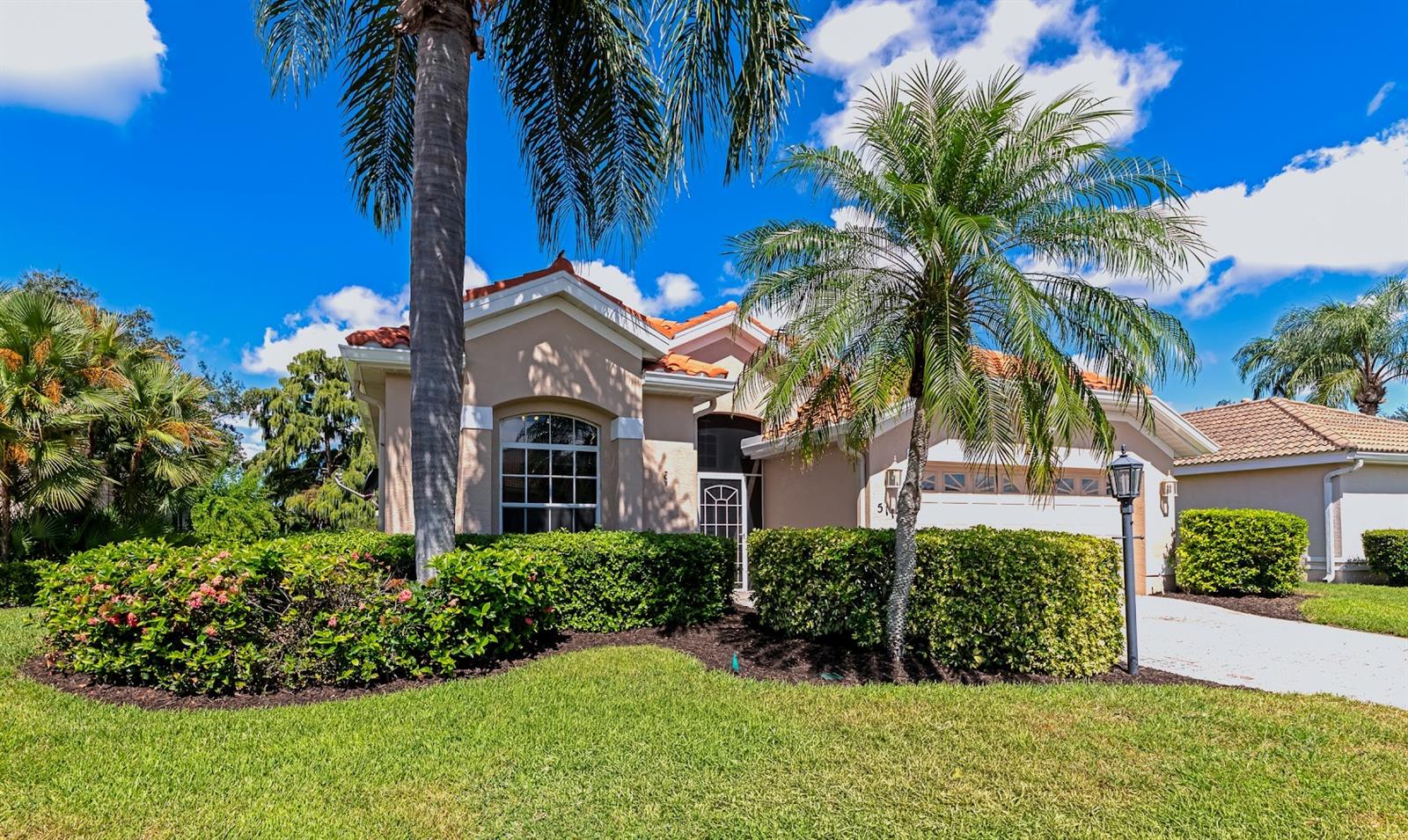 Photo of 5113 FLAGSTONE DRIVE SARASOTA FL 34238