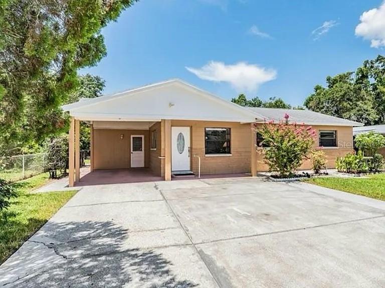 Photo of 4828 EL CAPISTRANO DRIVE TAMPA FL 33634