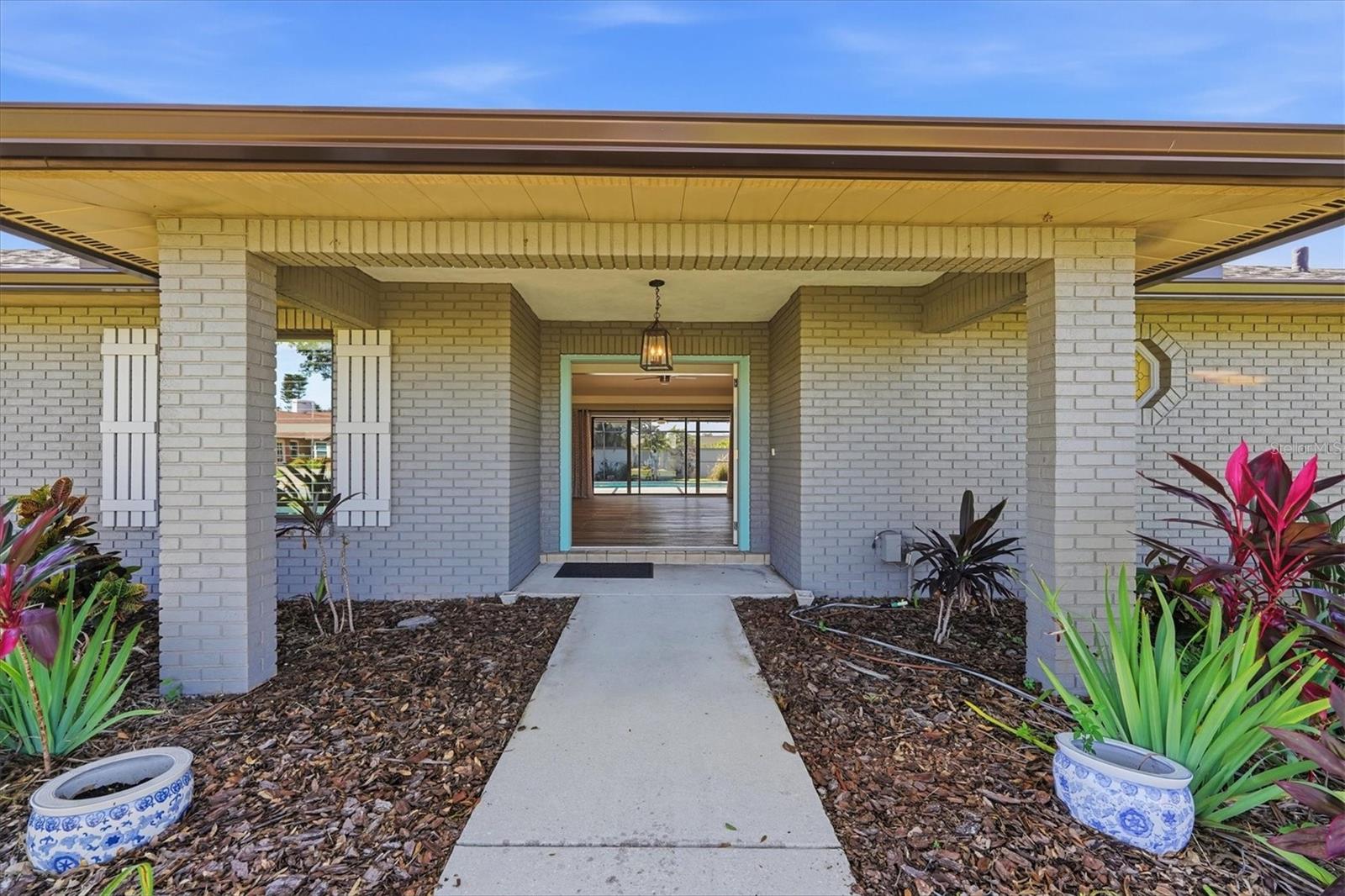 Photo of 6993 COUNTRY LAKES CIRCLE SARASOTA FL 34243