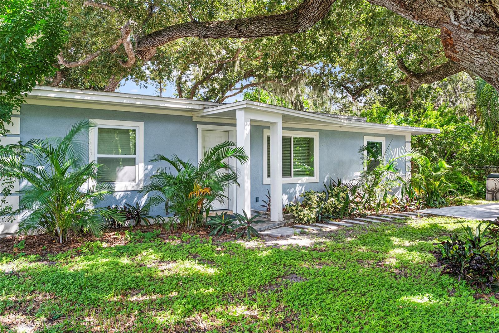 Photo of 1112 SUNSET AVENUE NOKOMIS FL 34275
