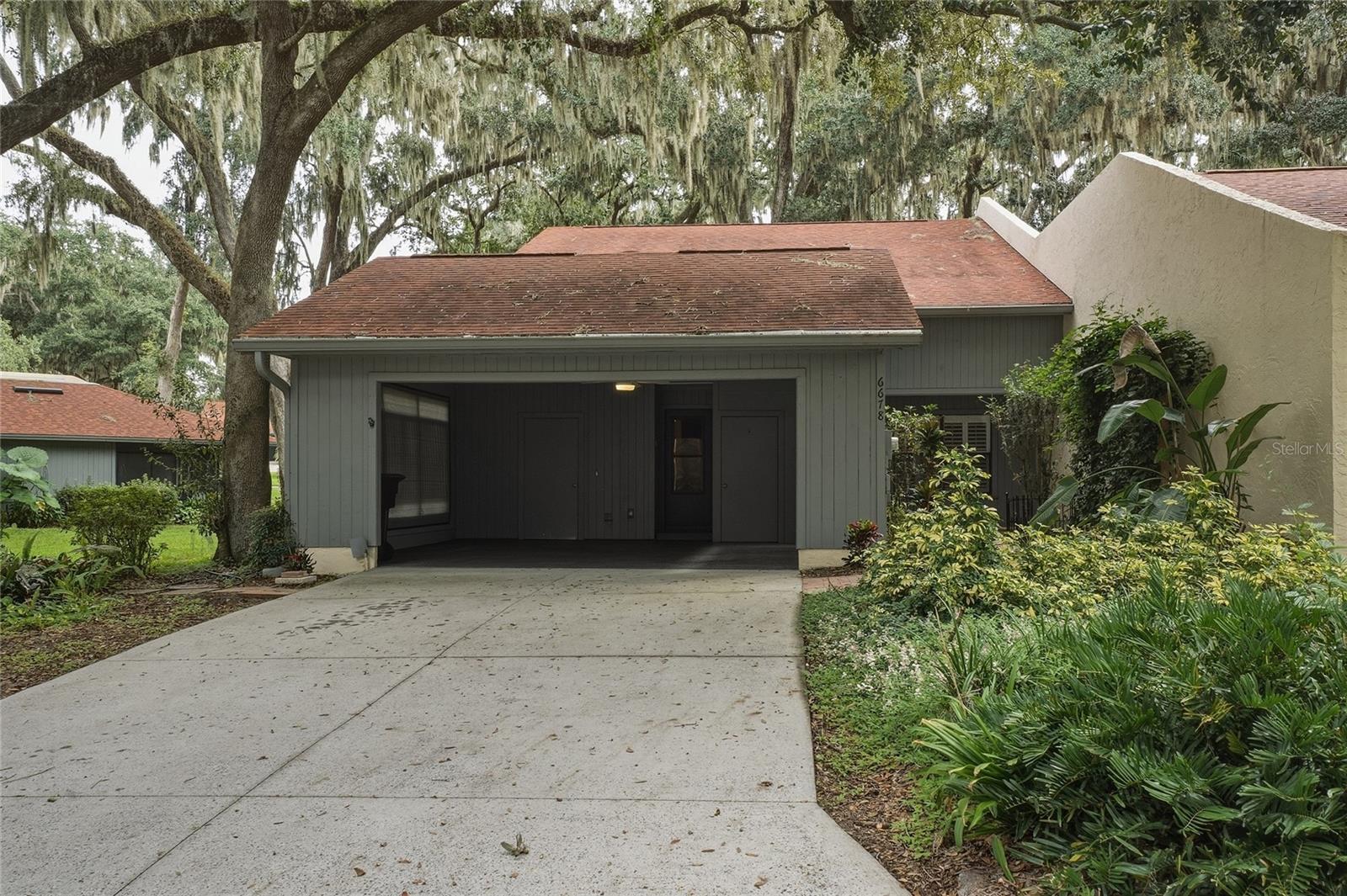 Photo of 6678 TRAIL RIDGE DRIVE #. LAKELAND FL 33813