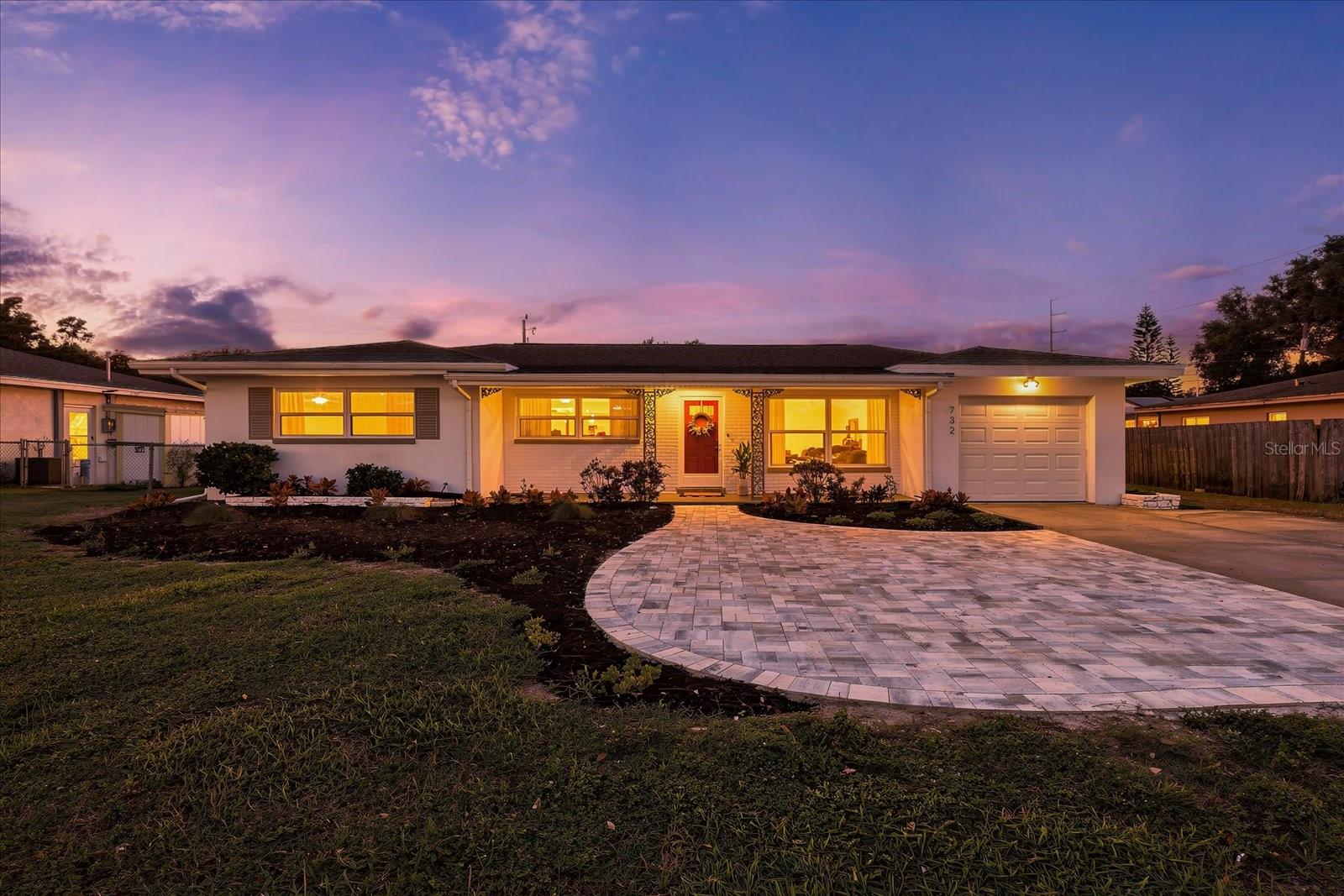 Photo of 732 KEENE ROAD LARGO FL 33771