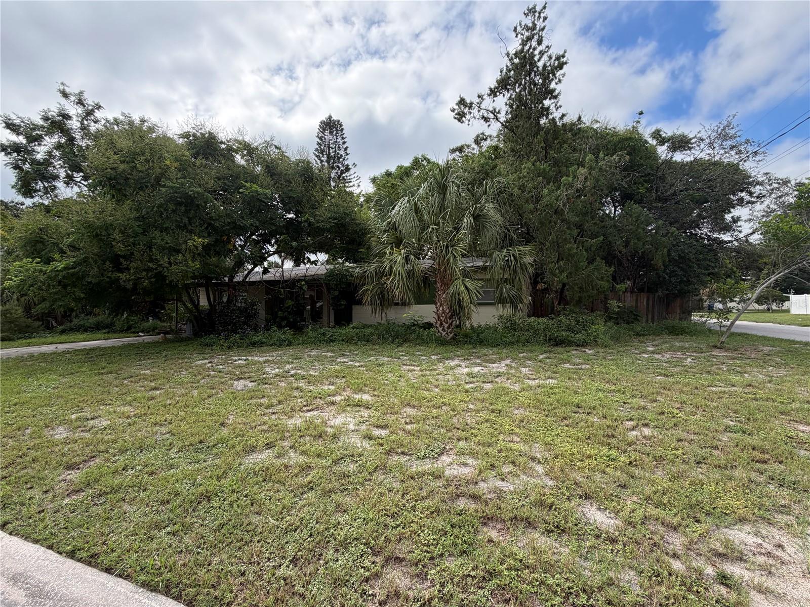 Photo of 3216 W TYSON AVENUE TAMPA FL 33611