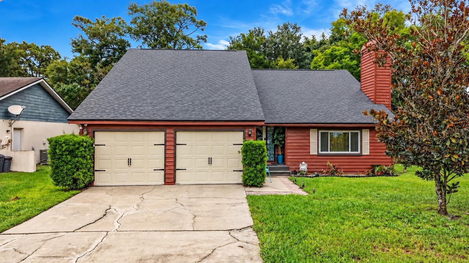 Photo of 825 MELLOWOOD AVENUE ORLANDO FL 32825