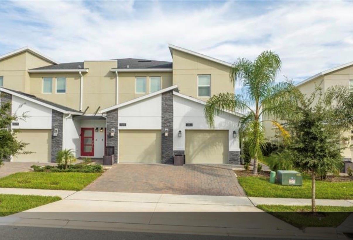 Photo of 1183 DROP LANE DAVENPORT FL 33896