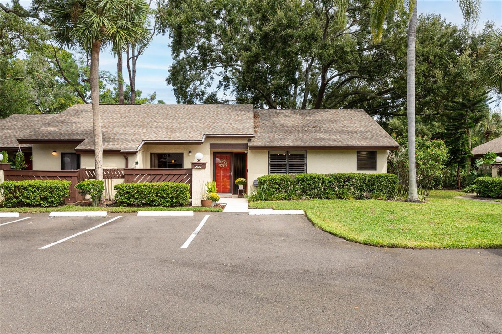 Photo of 2925 BOXWOOD CT PALM HARBOR FL 34684
