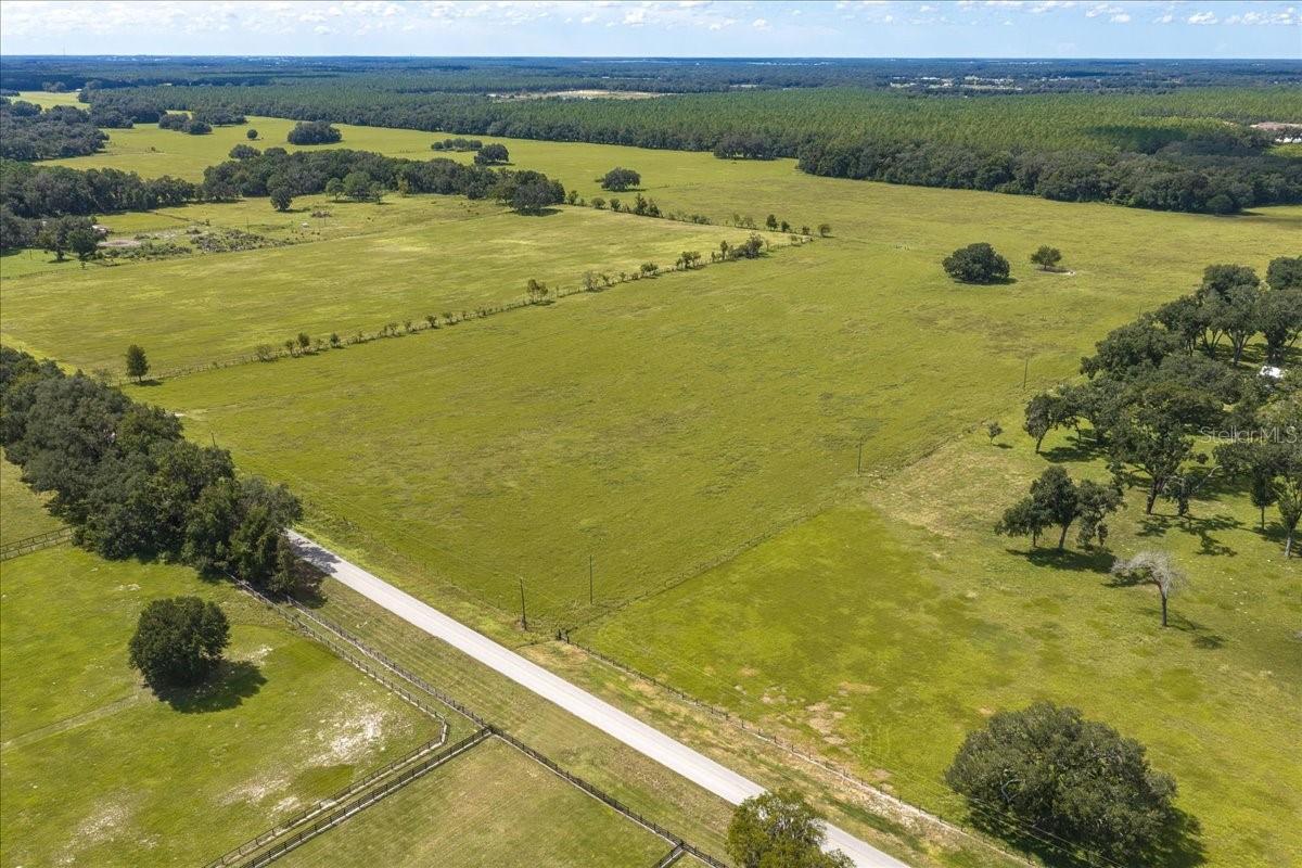 Photo of SE 215TH AVENUE MORRISTON FL 32668