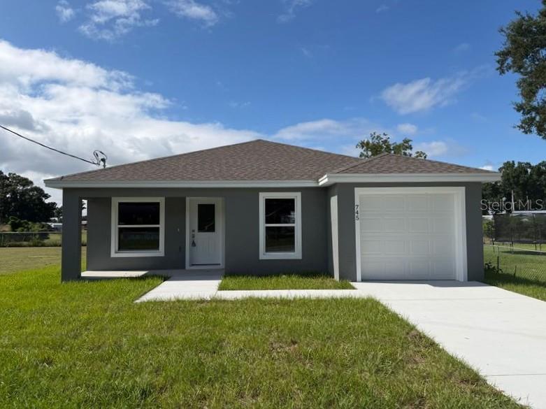 Photo of 745 N 3RD ST EAGLE LAKE FL 33839