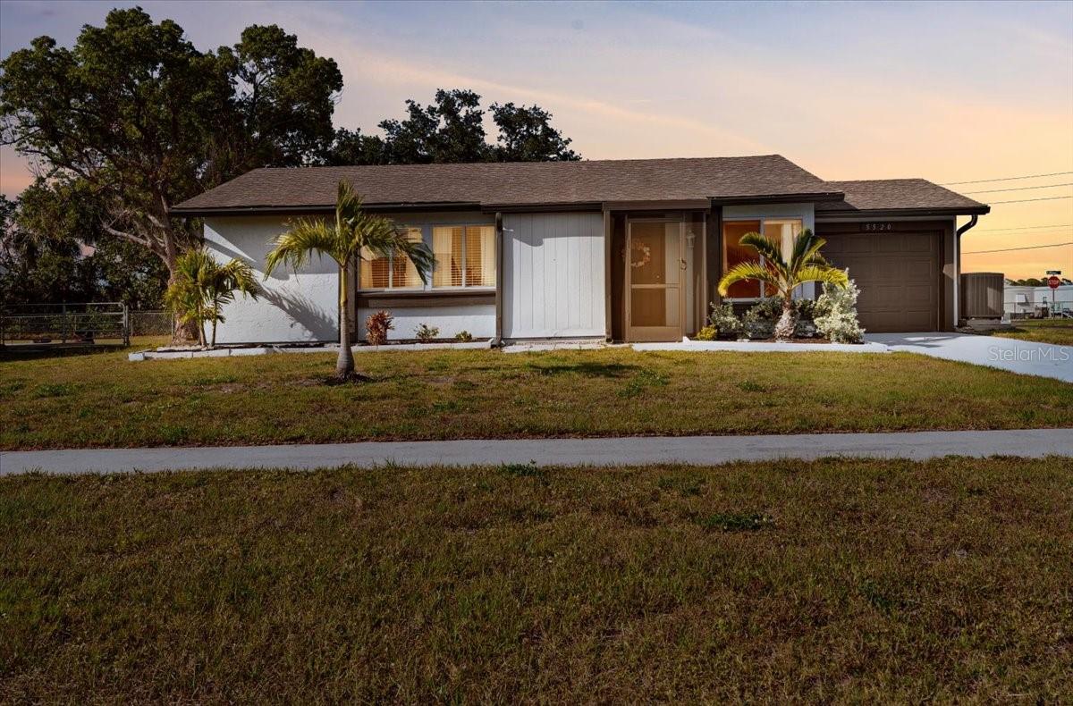 Photo of 5520 KENWOOD DRIVE NORTH PORT FL 34287