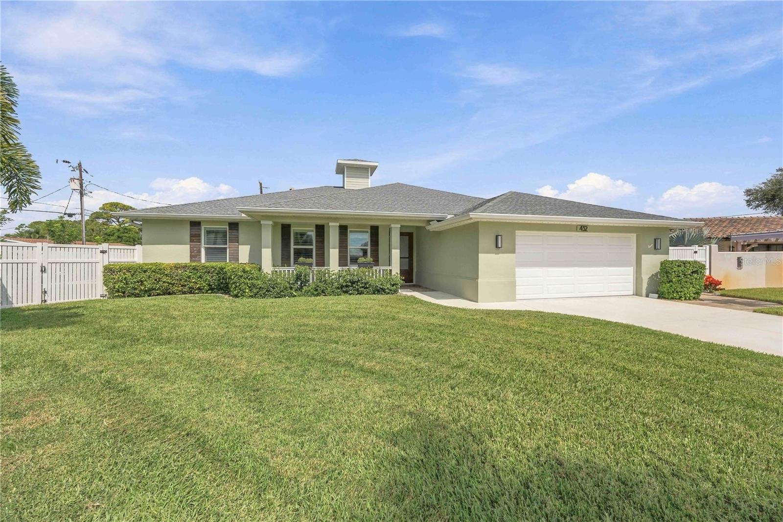 Photo of 432 W GATE DRIVE VENICE FL 34285