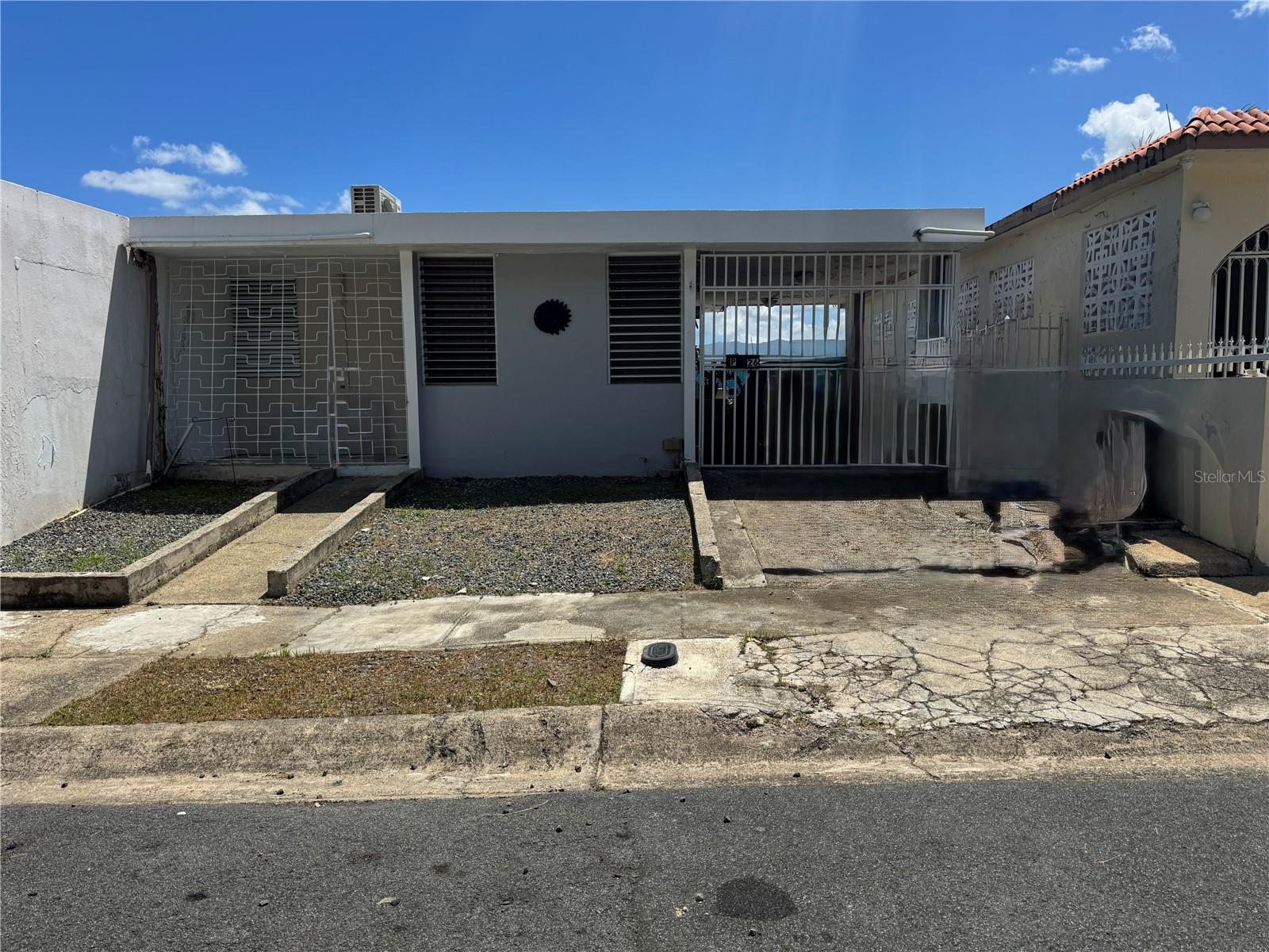 Photo of P26 JOSIE PEREZ CAGUAS PR 00725