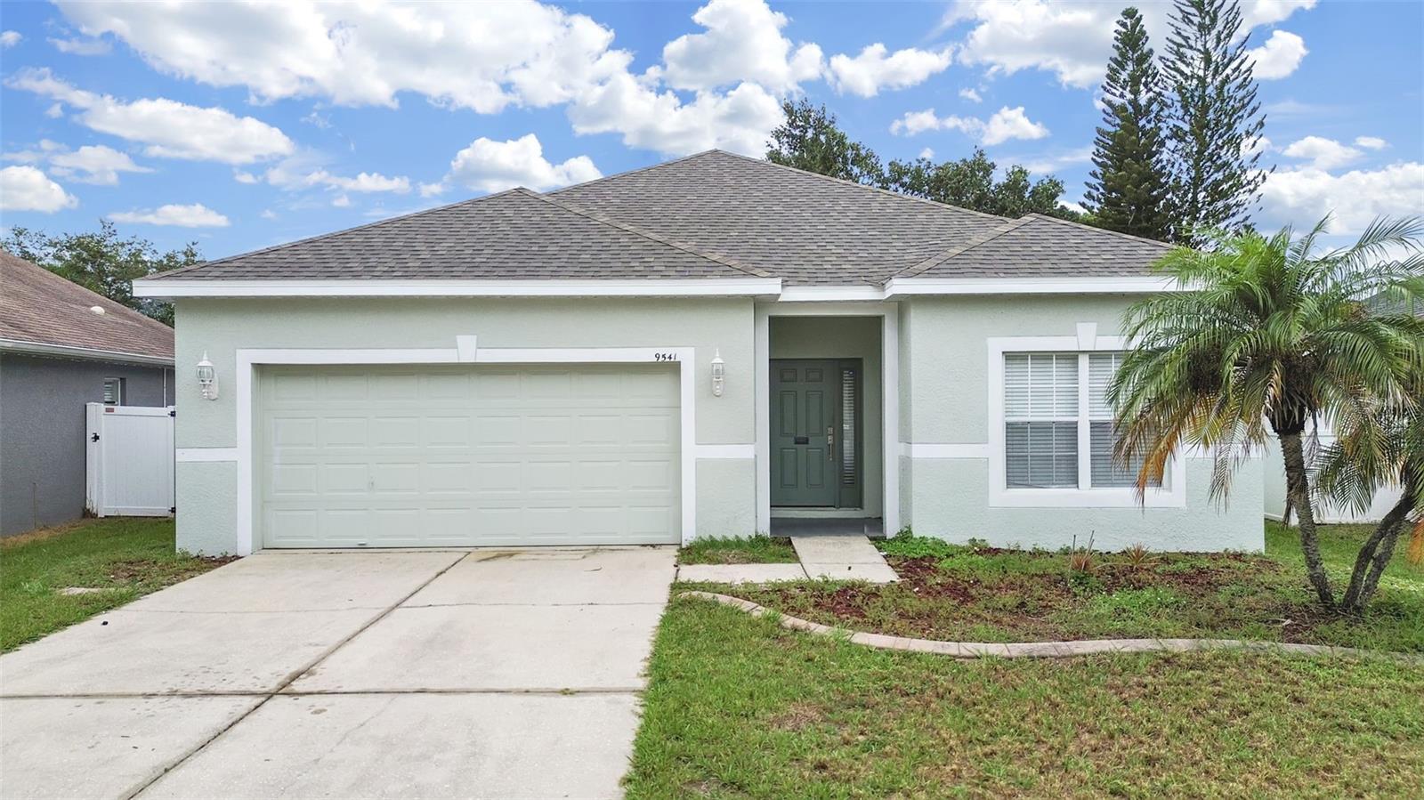 Photo of 9541 CYPRESS HARBOR DRIVE GIBSONTON FL 33534