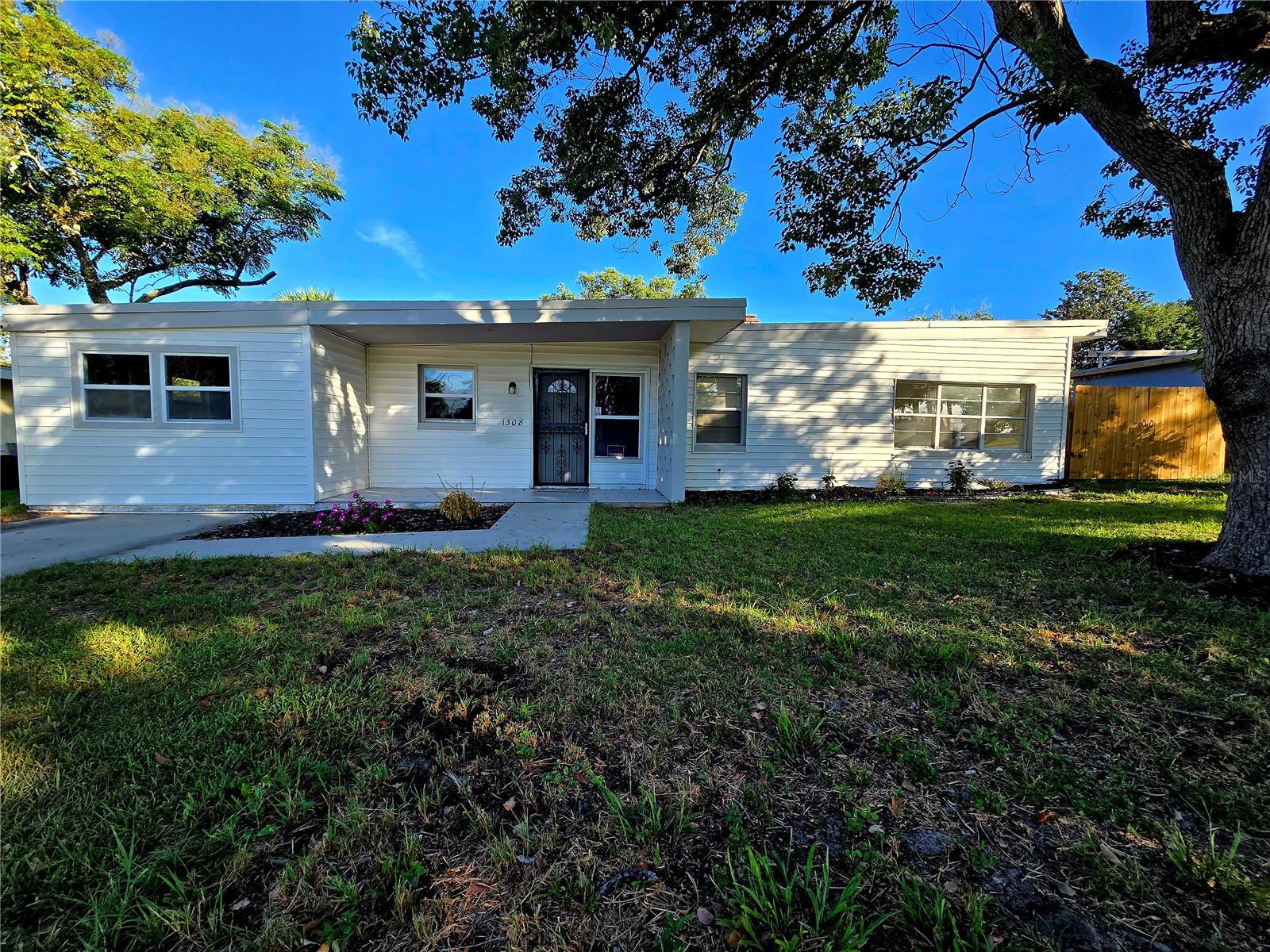 Photo of 1308 MOORE STREET DAYTONA BEACH FL 32114