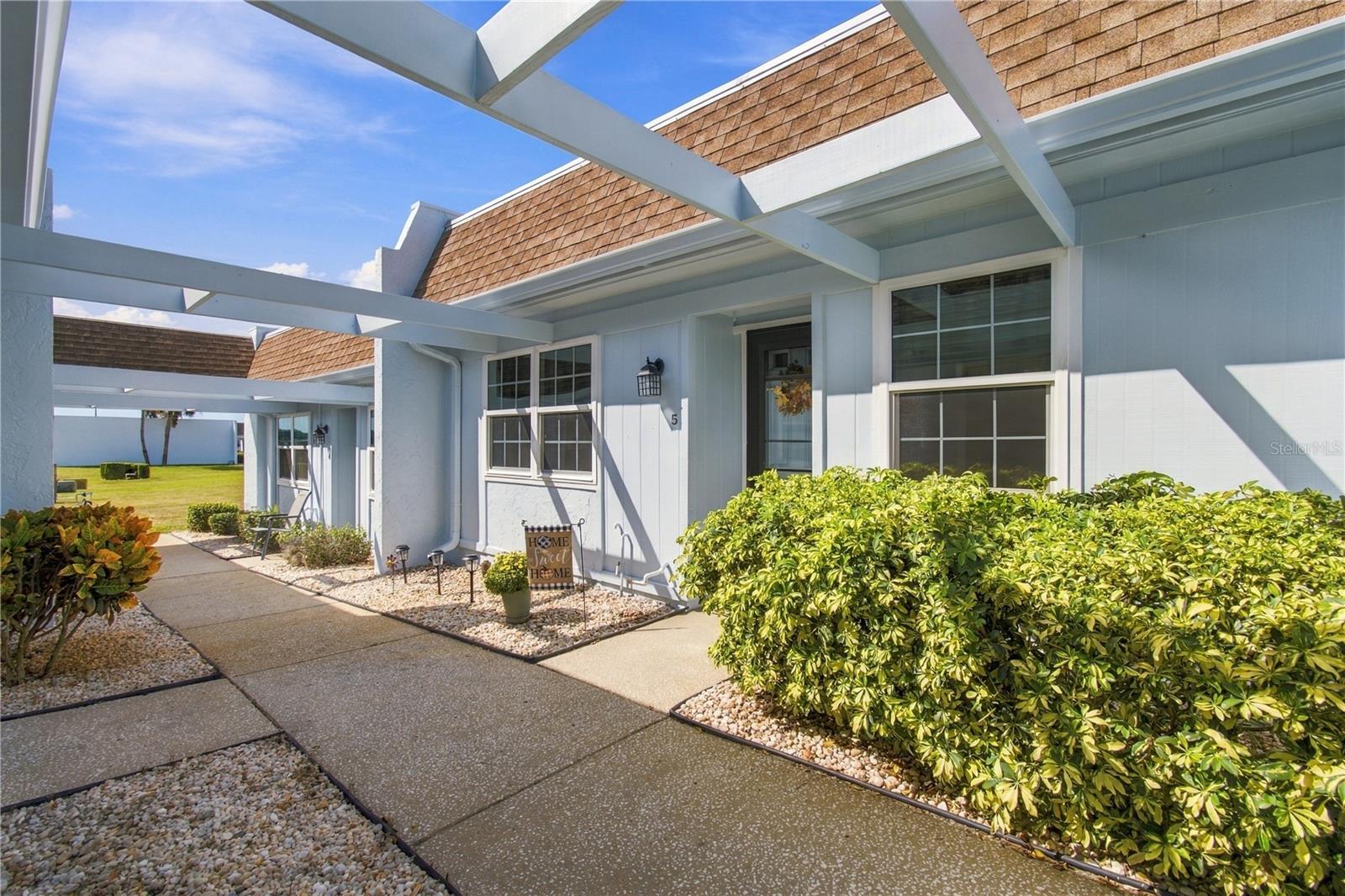 Photo of 8220 SEVEN OAKS COURT #5 PORT RICHEY FL 34668